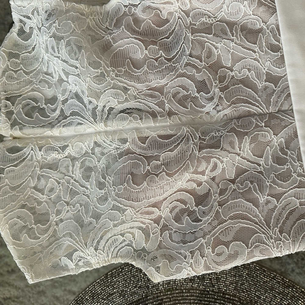 Elegant White Lace Dress with Belt - Picture 8 of 12